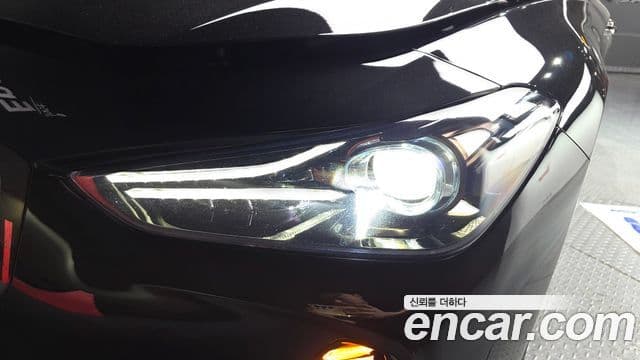 Genesis G70 2019 — Photo 23/33