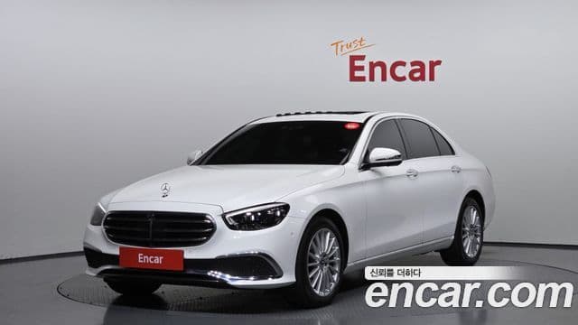 Mercedes-Benz E-Class 2022 — Şəkil 1/20
