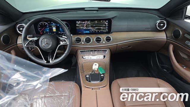 Mercedes-Benz E-Class 2022 — Şəkil 7/20