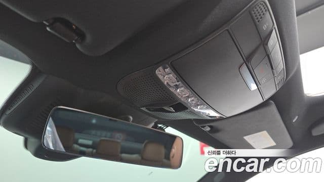 Mercedes-Benz E-Class 2022 — Şəkil 19/20