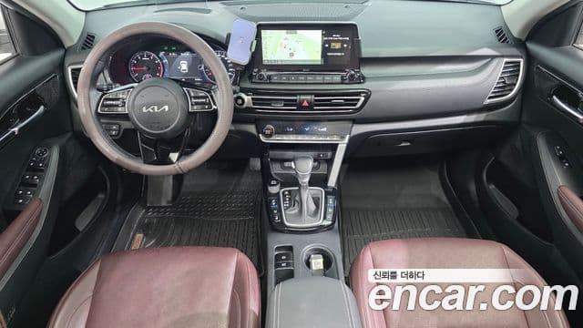 Kia Seltos 2022 — ფოტო 7/20