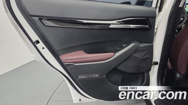 Kia Seltos 2022 — Şəkil 29/33