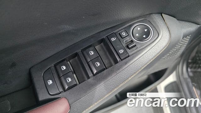 Kia Seltos 2022 — Şəkil 7/33