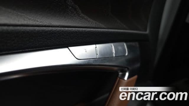 Audi A6 2022 — ფოტო 1/33