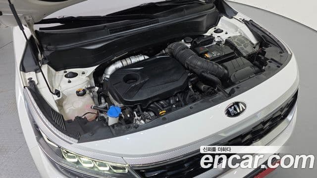 Kia Seltos 2021 — ფოტო 6/20