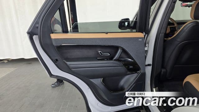 Land Rover Range Rover Sport 2024 — Photo 30/36