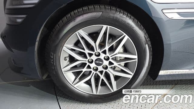 Genesis Electrified G80 2024 — Şəkil 4/20