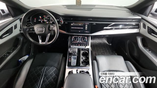 Audi Q7 2021 — Şəkil 6/20