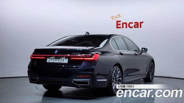 BMW 7 Series 2019 — ფოტო 2/20