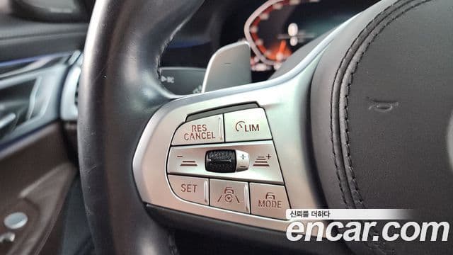 BMW 7 Series 2019 — ფოტო 16/20