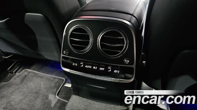 Mercedes-Benz S-Class 2019 — ფოტო 31/37