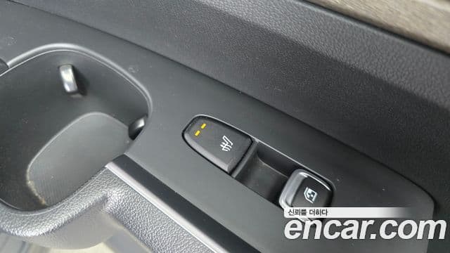 Kia Sorento 2022 — Şəkil 19/20
