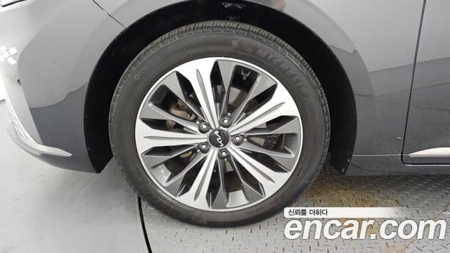 Kia K8 2021 — ფოტო 5/20