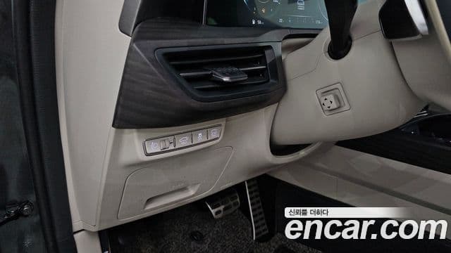 Kia K8 2021 — ფოტო 18/20