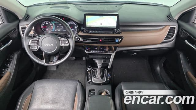 Kia Seltos 2022 — ფოტო 7/20