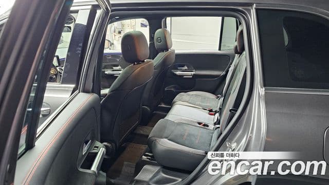 Mercedes-Benz GLB-Class 2022 — Şəkil 11/20