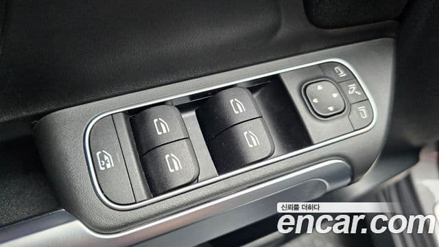 Mercedes-Benz GLB-Class 2022 — Şəkil 14/20