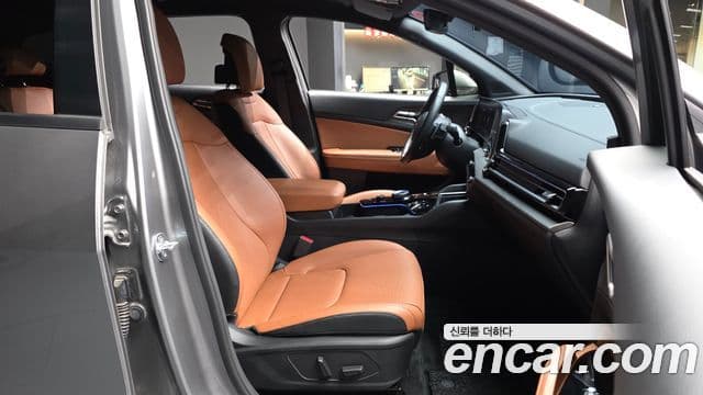 Kia Sportage 2023 — ფოტო 12/20