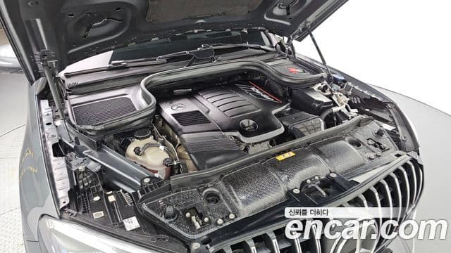 Mercedes-Benz GLE-Class 2021 — ფოტო 2/20