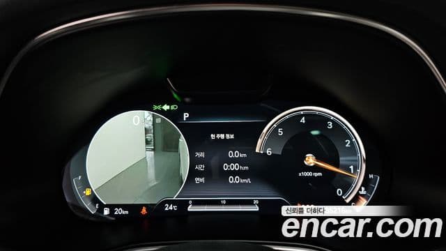 Genesis GV80 2020 — ფოტო 7/20
