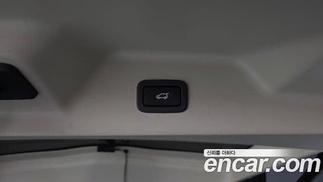 Land Rover Range Rover 2018 — Photo 1/20