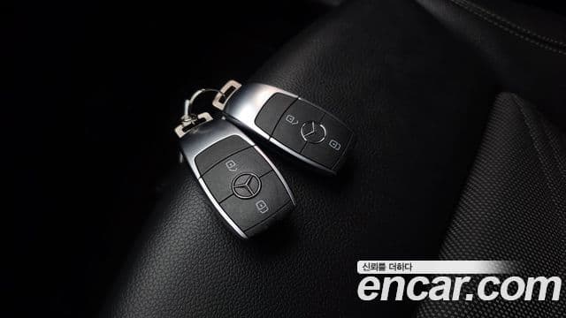 Mercedes-Benz A-Class 2020 — Şəkil 7/31