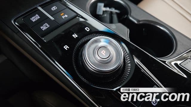 Kia K8 2022 — Şəkil 9/20