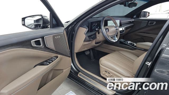 Kia K8 2022 — Şəkil 10/20