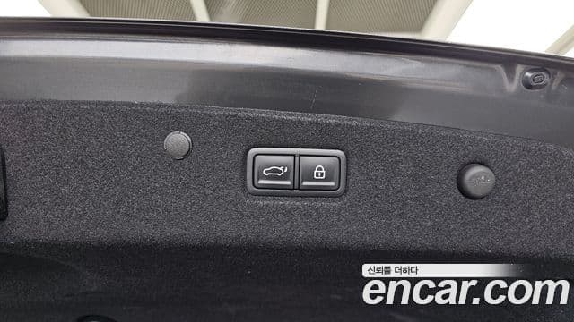 Kia K8 2022 — Photo 9/37