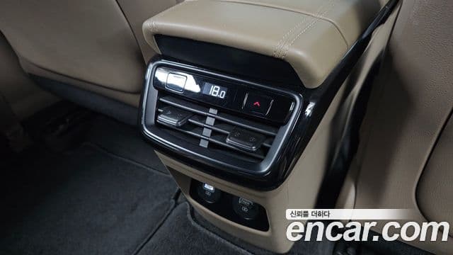 Kia K8 2022 — Photo 4/37
