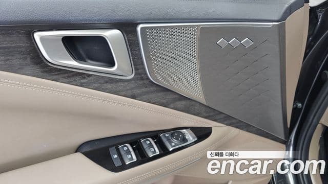 Kia K8 2022 — Photo 21/37