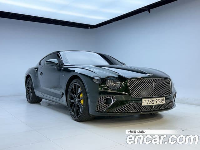 Bentley Continental GT 2021 — ფოტო 1/20