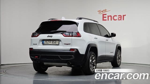 Jeep Cherokee 2020 — Şəkil 2/20