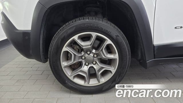 Jeep Cherokee 2020 — Şəkil 5/20