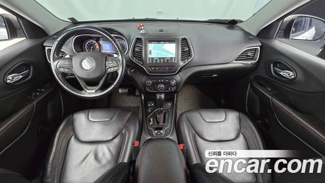 Jeep Cherokee 2020 — Şəkil 7/20
