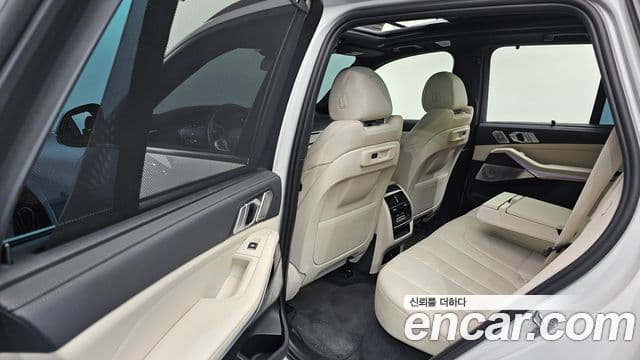 BMW X5 2022 — Photo 2/19