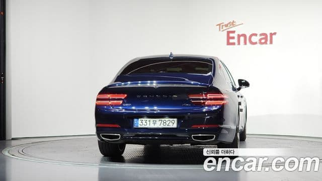 Genesis Electrified G80 2020 — ფოტო 4/20