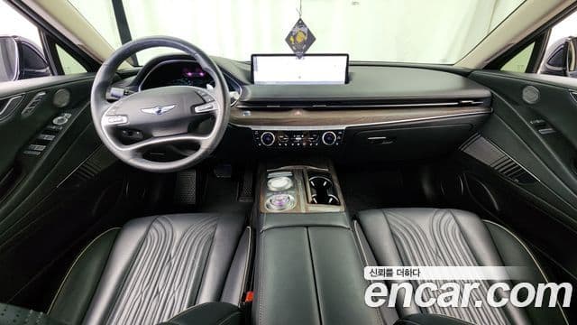 Genesis Electrified G80 2020 — ფოტო 7/20