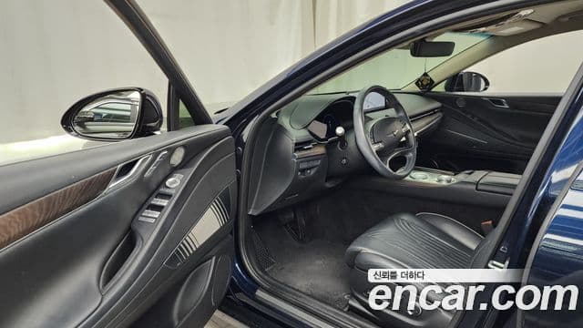 Genesis Electrified G80 2020 — ფოტო 10/20