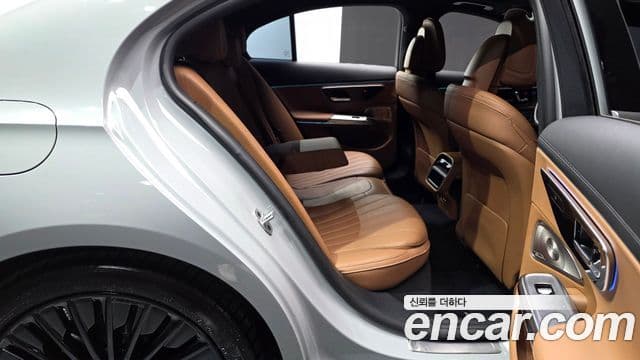 Mercedes-Benz E-Class 2024 — Şəkil 11/20