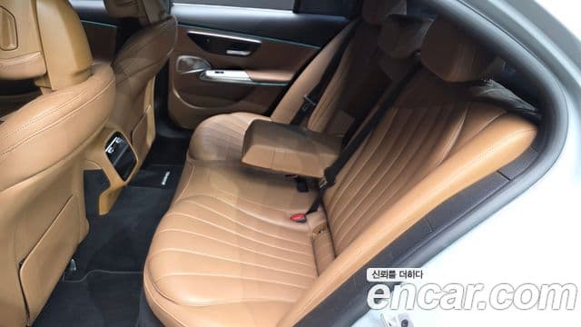 Mercedes-Benz E-Class 2024 — Şəkil 12/20
