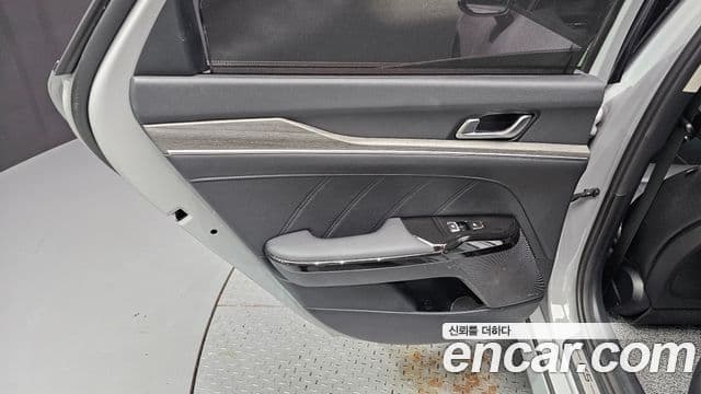 Kia K5 2024 — Photo 12/32