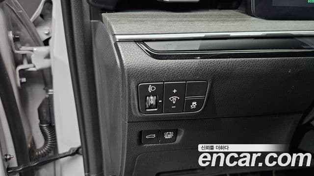 Kia K5 2024 — Photo 21/32