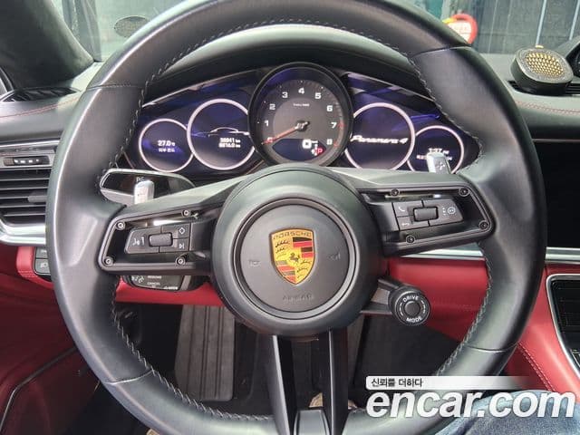 Porsche Panamera 2022 — Photo 7/20