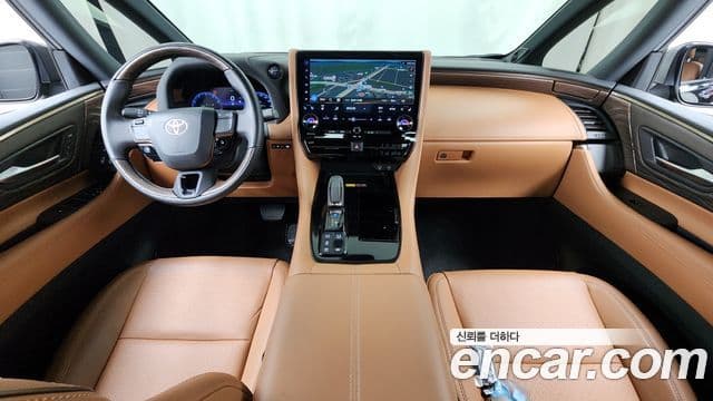 Toyota Alphard 2025 — Photo 4/23