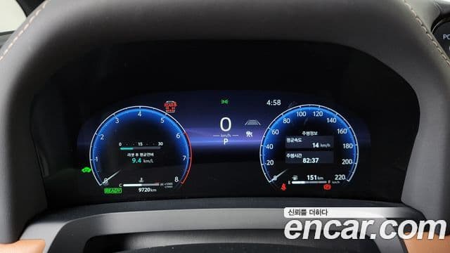 Toyota Alphard 2025 — Photo 7/23