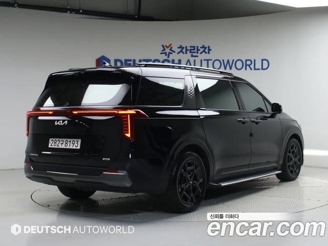 Kia Carnival 2024 — ფოტო 3/20