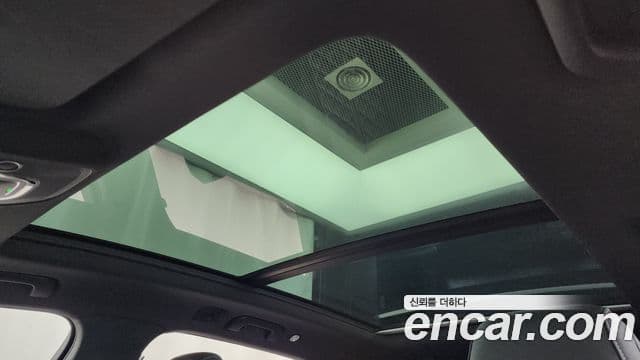 Audi Q7 2022 — Şəkil 19/20