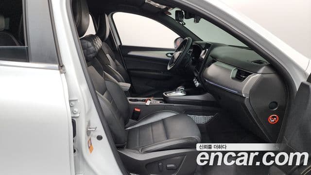 Renault Samsung Arkana 2024 — Şəkil 33/34