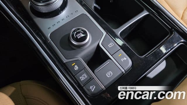 Kia Sorento 2023 — Şəkil 9/20